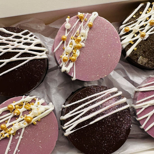 Chocolate Dipped Oreos